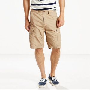 Perfect condition Levi Strauss Cargo Shorts, W31